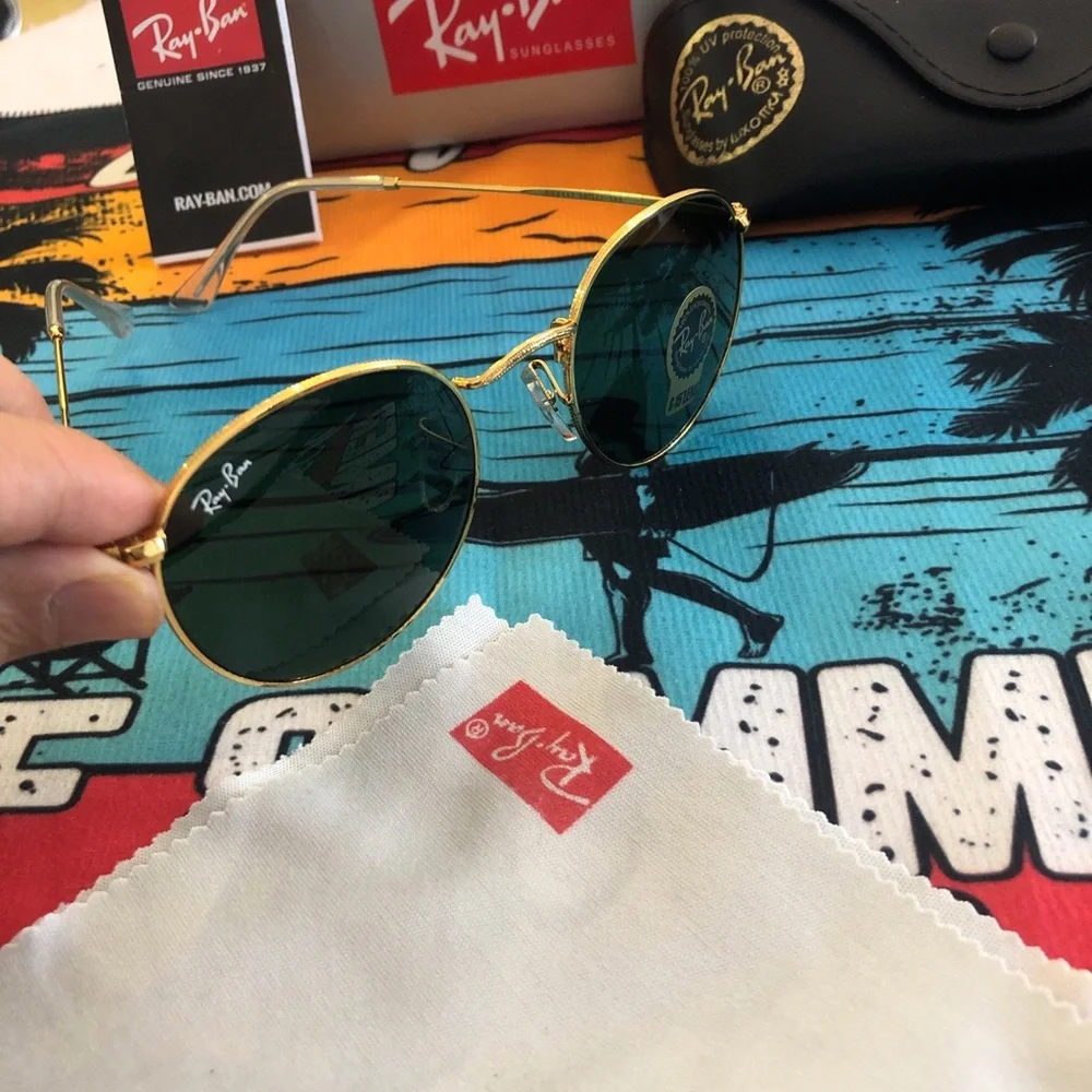 Ray-Ban Gold Frame Sunglasses with Green Lenses